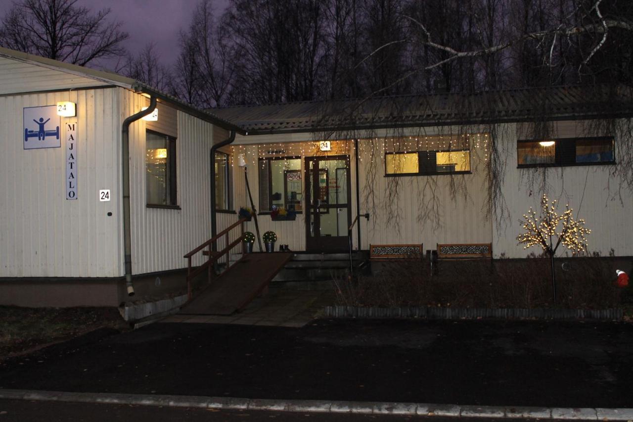 Guesthouse - Kuin Kotonaan Котка Екстериор снимка